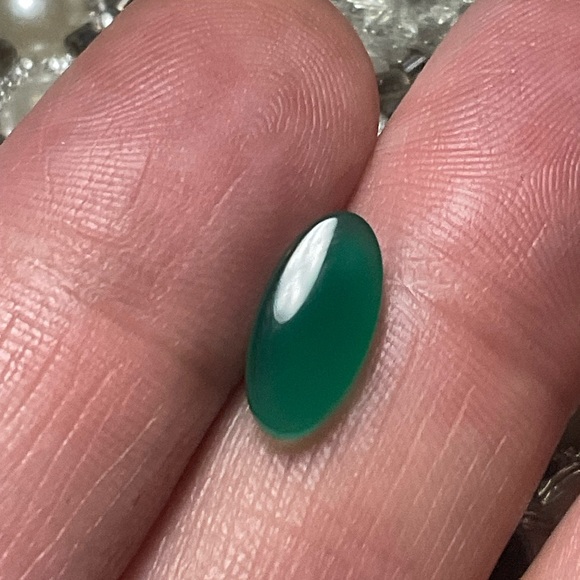 Emerald - Picture 3 of 6